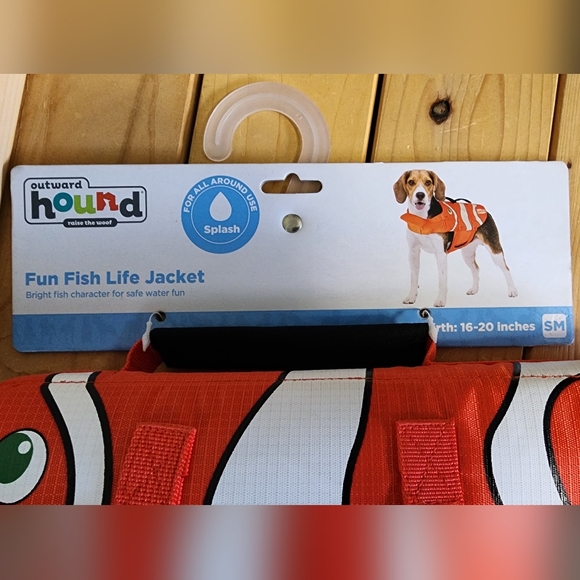 NWT Outward Hound Fun Fish Life Jacket - Picture 3 of 4
